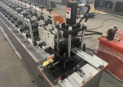 Roller Shutter Door Roll Forming Machine in Mexico