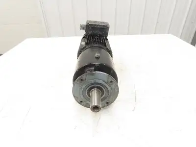 Sew Eurodrive RF40DT80N2 Inline Gearmotor 16:1 Reducer 166rpm 1.1kw 220/380V 3PH