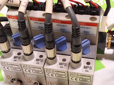 JUKI EJECTOR / SOLENOID VALVE CKD VPX-0611 MPS CONVUM V6C-AC-JU WITH CABLES