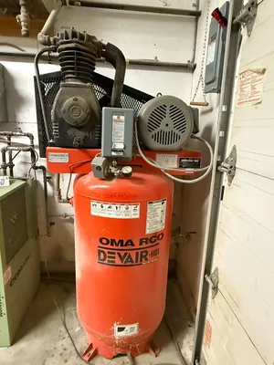 2005 DV SYSTEMS TASV-5052 Lubricated Reciprocating Air Compressors | ListingHippo (5)