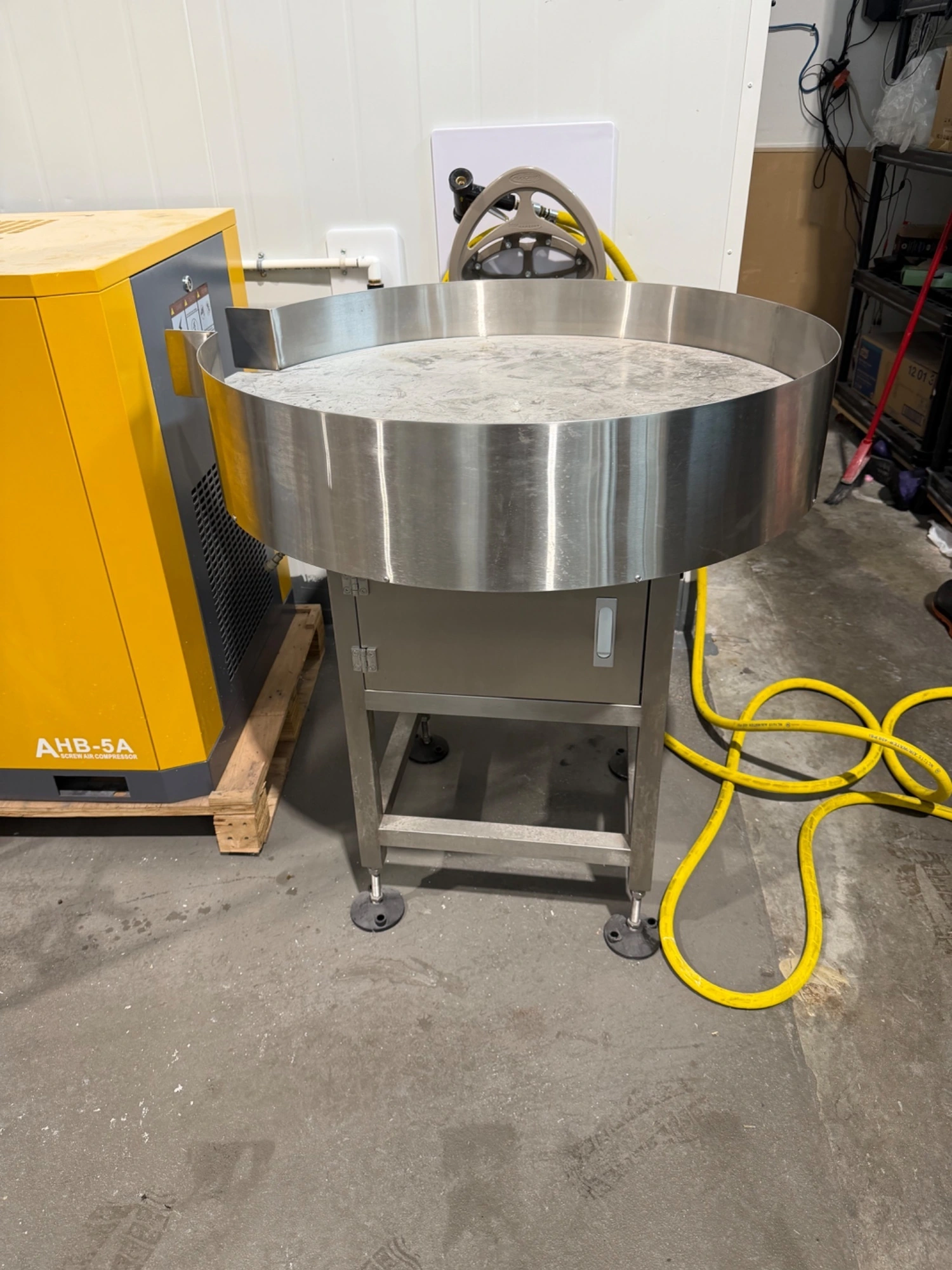 Used New 36" turn table. 110V single phase motor Unscramblers - Rotary Turn Tables British Columbia CA | Elite Machine #1300151