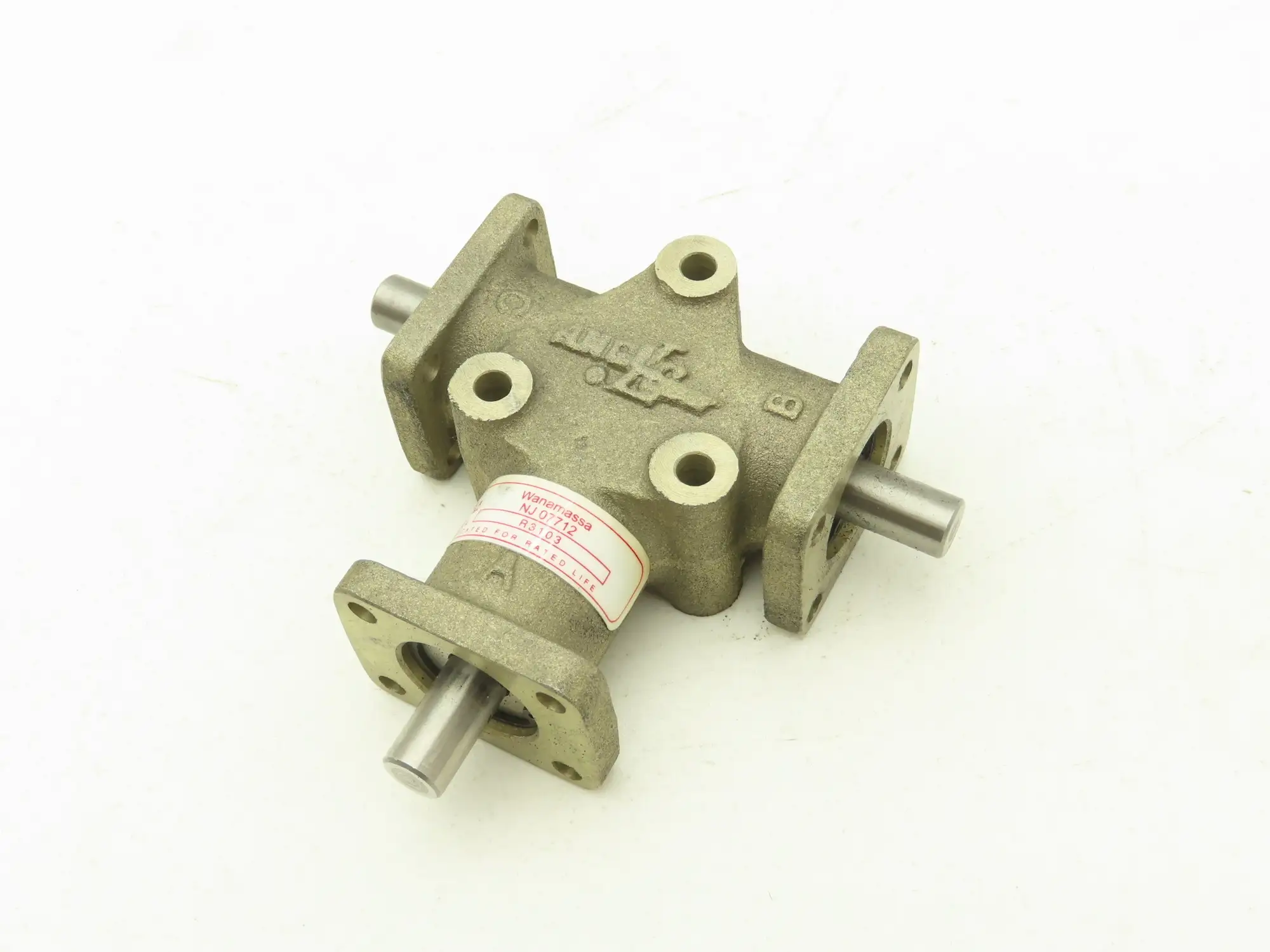 Andantex NJ 07712 R3103 Anglgear Drive 1:1 Ratio, Type 3-way 2-Output Shafts