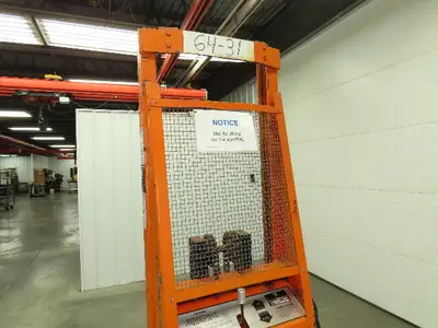 Presto PSA2762 Manual Walkie Straddle Pallet Stacker 12V Lift 2700 Lb 60" Truck