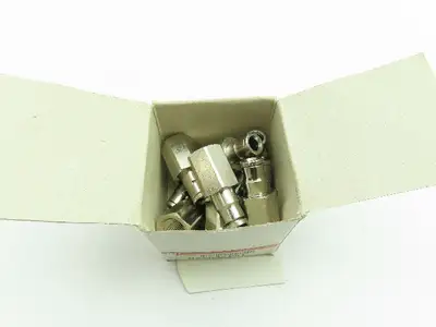 Norgren Pneufit Female Push-to-Connect Fitting 1/4" Tube 1/4" NPT  LOT OF 30