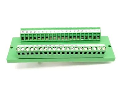 2280271,DFLK 40,Typ DFLK 40 | Phoenix Contact Typ DFLK 40 Feed-Through Interface Module 2280271 MISSING LATCH - Used
