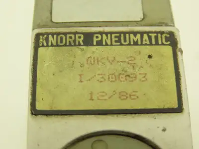 Knorr Pneumatic WKV-2 I/30093 Air Valve 3/2 G1/4" Ports