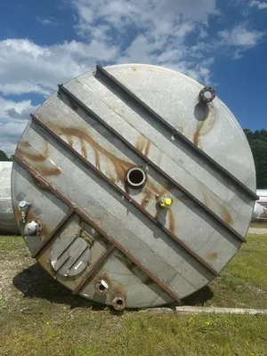 PERRY PRODUCTS 10,000 Gallon Stainless Steel Tanks | Perry Equipment (2)