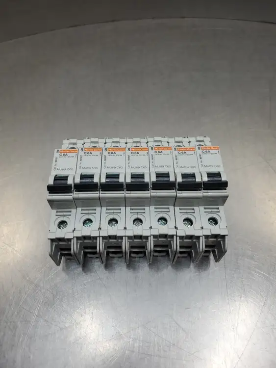 Used Merlin Gerin 60107 MULTI 9 C60 Circuit Breaker, 6A Circuit Breakers South Carolina US | Palmetto Automation #1150710