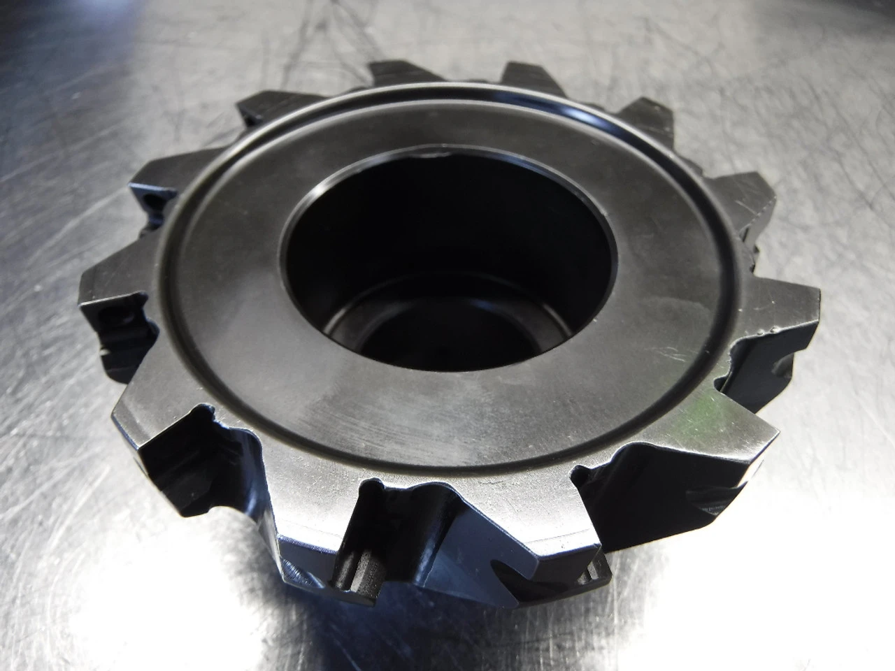 Sandvik 5" Indexable Facemill 1.50" Arbor RA290-127R38-12H-R (LOC871)