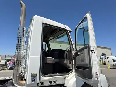 Used 2011 VOLVO VNL64T300 Conventional trucks California US | Ben Kaplan Equipment #1250886