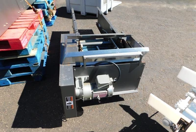 USED RBM Z BUCKET LIFT LH 300 SW CSI