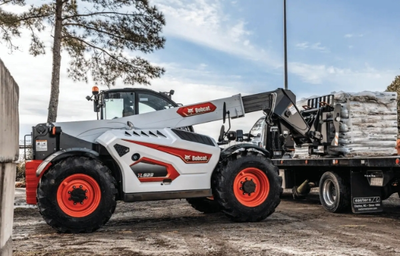USED 2023 Bobcat TL923