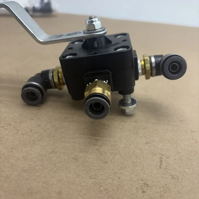 *New*Barksdale 52321 Series Air Suspension Leveling Valve Without Dump Warranty