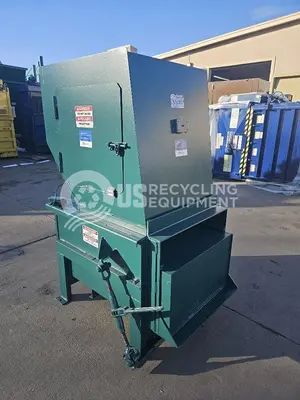 USED WASTEQUIP APARTMENT COMPACTOR