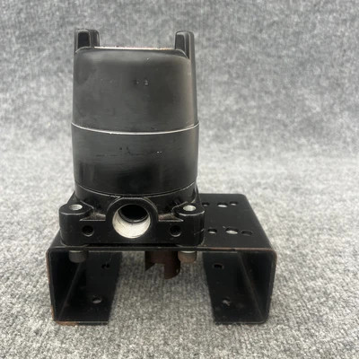Used Micro Switch 64CX12-D01 Relays & Switches California US | Davliegogo LLC #1707013