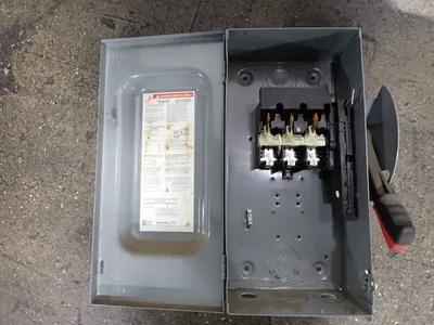 USED SQUARE D HU362