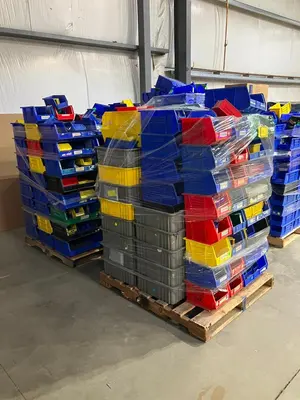 Used _UNKNOWN_ _UNKNOWN_ Bins Minnesota US | Myron Bowling Auctioneers Inc #1541808