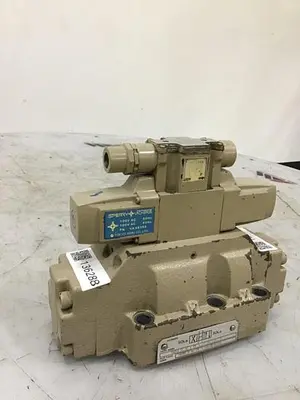 USED VICKERS DG4V-3-6C-PL-T-10-JA-S310