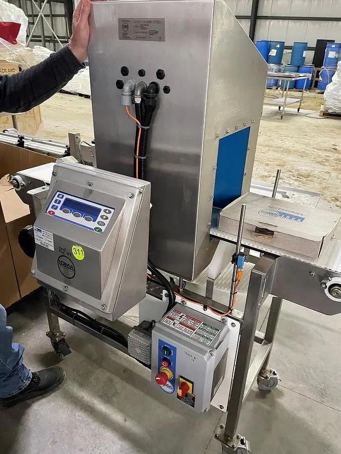 Used Loma Metal Detector Model IQ3