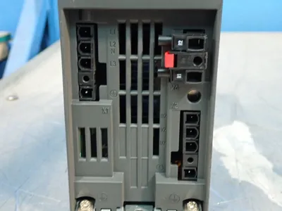 USED SIEMENS 6SL32101KE153UP2
