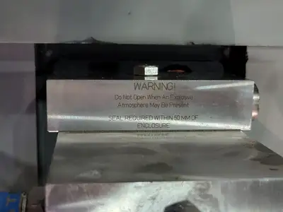 0-15 kPa Pressure Gauge 837-3 Assembly w/ Enclosure Valve And Insulation
