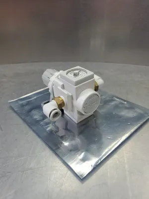 SMC AR20K-02BE-B Air Pressure Regulator. 6D-8