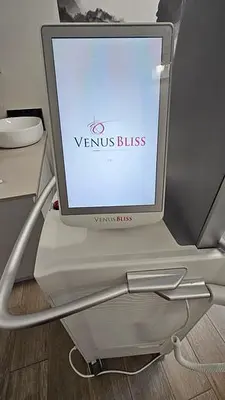 USED 2022 VENUS BLISS ADVANCED NON-INVASIVE LIPOLYSIS MACHINE
