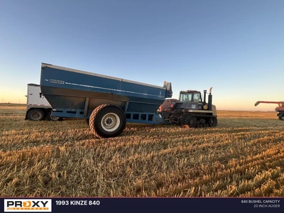 Used 1993 KINZE 840 Grain Carts South Dakota US | Proxy Equipment #1385304