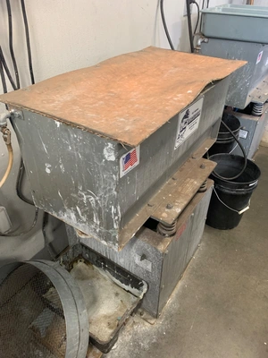 C&M TOPLINE MR DEBURR DB300 Vibratory Machines | PM Machines (5)