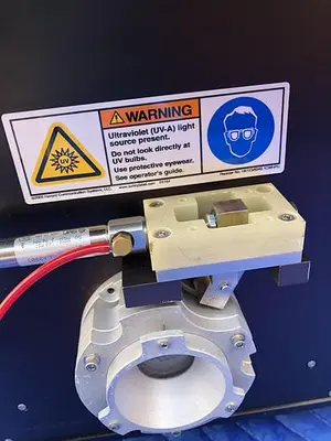 BISCUIT MODEL BT2A1 PN O28448 QUINTEL LAMP HOUSING