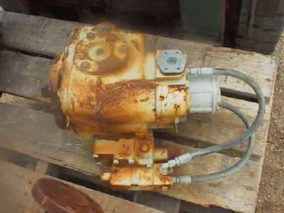 QTY. 1. MOTION INDUSTRIES HYDRAULIC PUMP MODEL F53...
