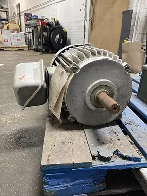 Used 3 PHASE 3 PHASE HIGH EFFICIENCY MOTOR B0036FWF2AM02R 3 HP Motors (misc) | ND Industrial Surplus #1214045