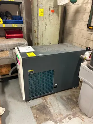 Used _UNKNOWN_ _UNKNOWN_ Refrigerated Air Compressor Dryers Virginia US | Myron Bowling Auctioneers Inc #1561863