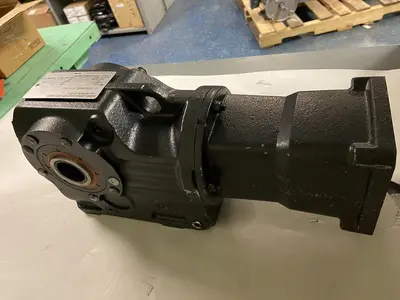 New | in-Stock SEW-EURODRIVE KH37/TAQA100/4 Speed Reducers | Surplus Asset Holdings #1205379