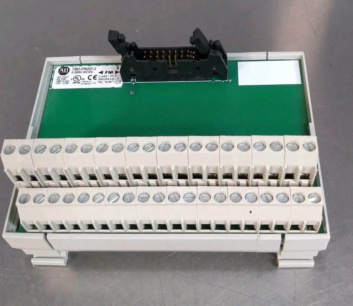 Allen Bradley 1492-IFM20F-2/B Interface Module Loc3C27