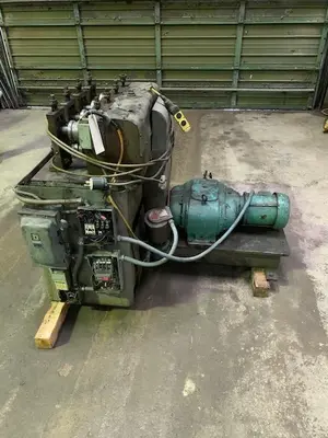 4 Stand United Rollform Co. Roll Former