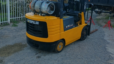 USED 2002 Caterpillar GC25