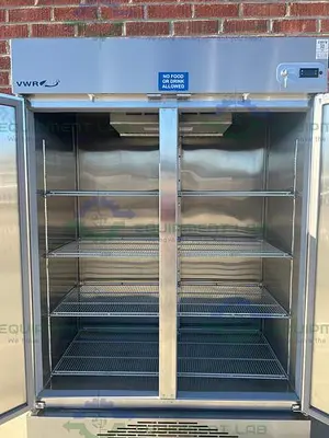 USED VWR GTVWG49FSSA STAINLESS STEEL DOUBLE DOOR FREEZER - 25°C 49 CU, FT.