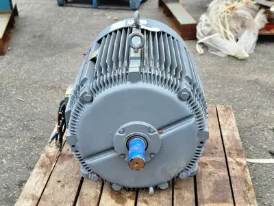 100/25 hp, 575 volts, 1780/890 rpm, 444TS Electric Motor Type HSB