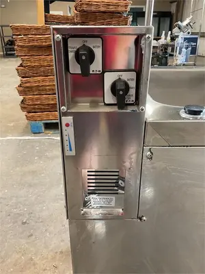 Hot and cold water -portable hand sink