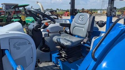 USED 2011 NEW HOLLAND T4.75
