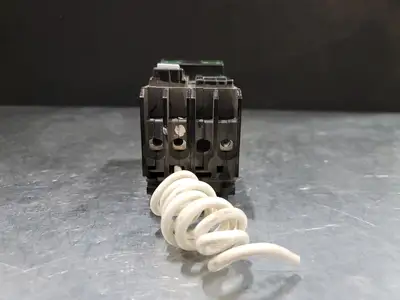 30 Amp, 2 Pole, 120/240 Volts Circuit Breaker