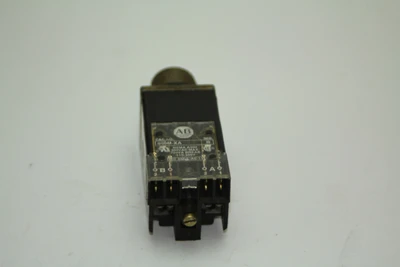Used Allen-Bradley 800MR-16HXL2B Relays & Switches California US | Davliegogo LLC #1705618