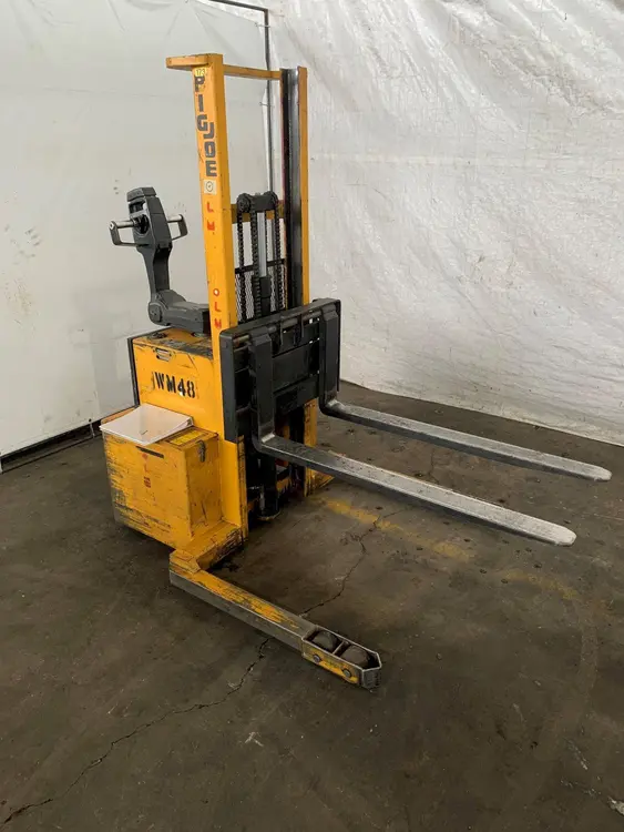Used BIG JOE PDM 30-60 Pallet Stackers Ohio US | G-2000, Inc. #1079957