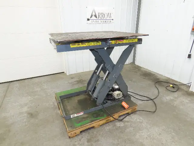 Used PENTALIFT _UNKNOWN_ Misc Lifts Indiana US | Arrow Industrial #1367364