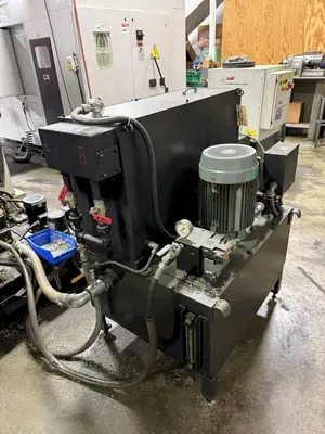 USED 2015 OKK HMC 500
