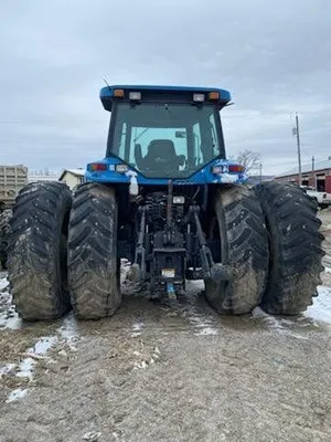 NEW HOLLAND 8870 Tractor | Iron Listing (3)