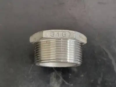 1-1/2" x 3/4" 316 Stainless Steel Hex Head Reducing Bushing
