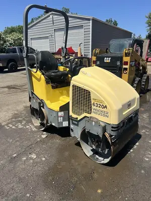 USED 2013 WACKER NEUSON RD16