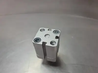 FESTO ADN-25-10-A-P-A 536252 Compact Air Cylinder New loc6A